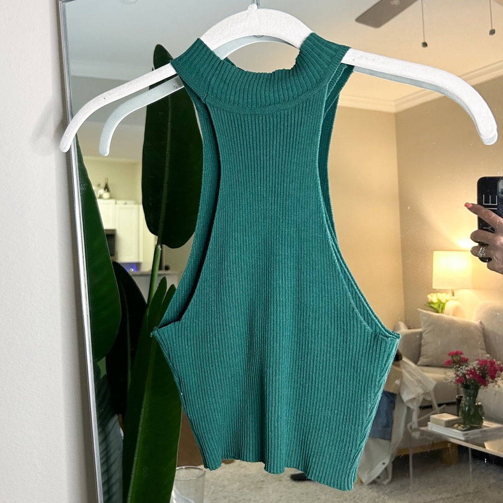 Ribbed green halter tank size S